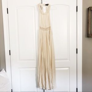 Lulu’s Resort Life Creme Lace Maxi